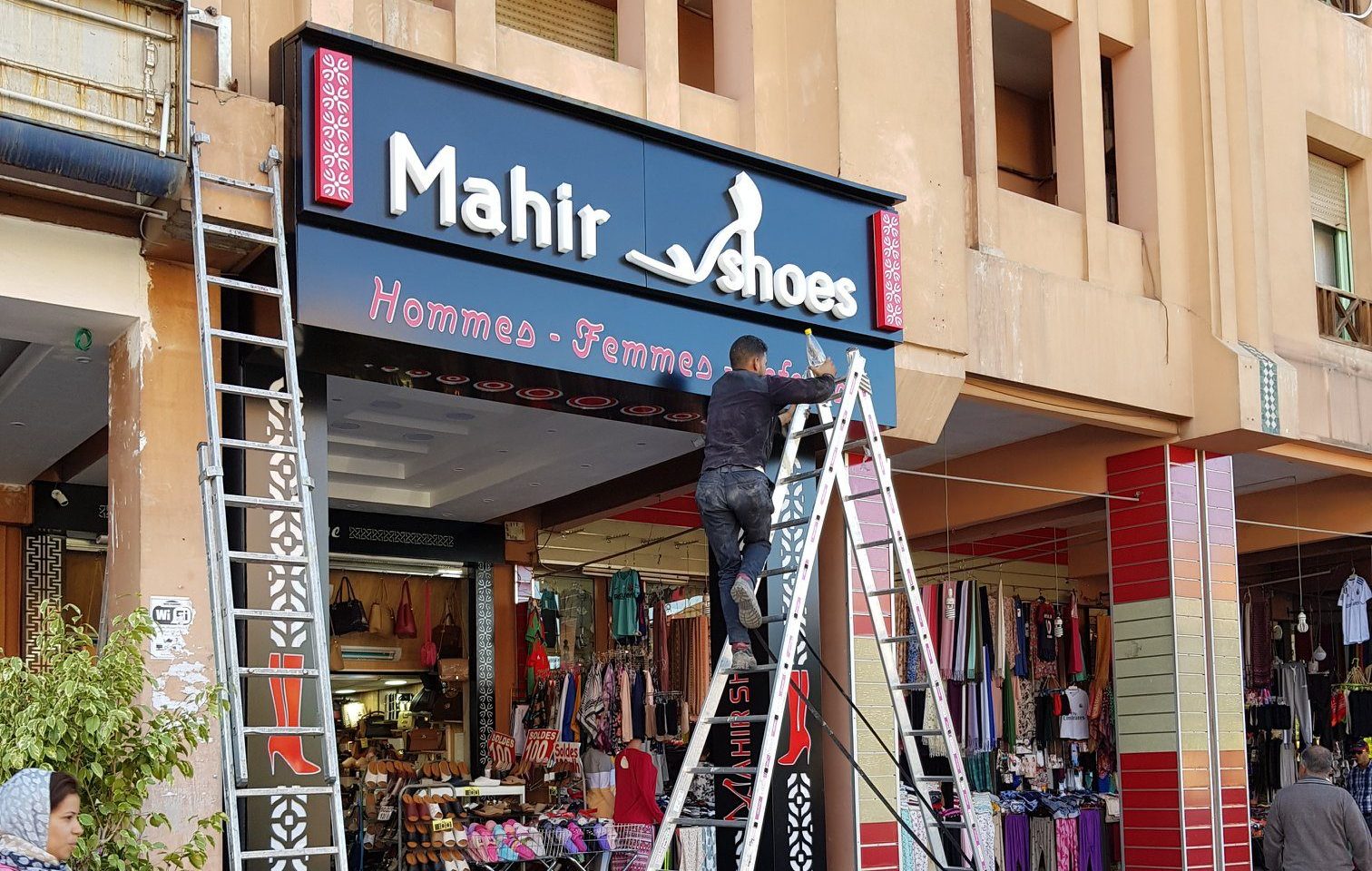 50110671_1055530727953122_8386716964554276864_n